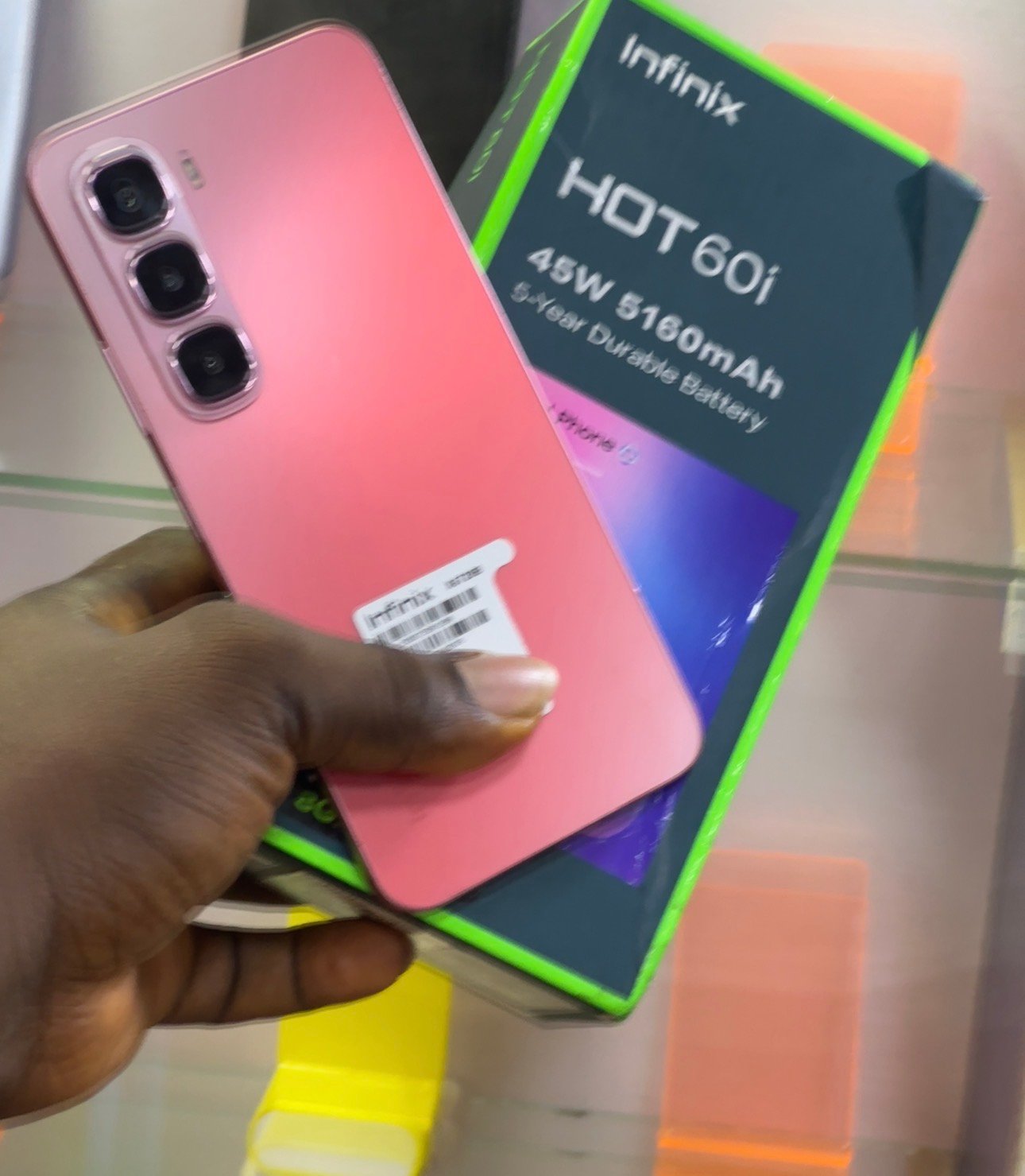 Infinix Hot 60. 4/128gb