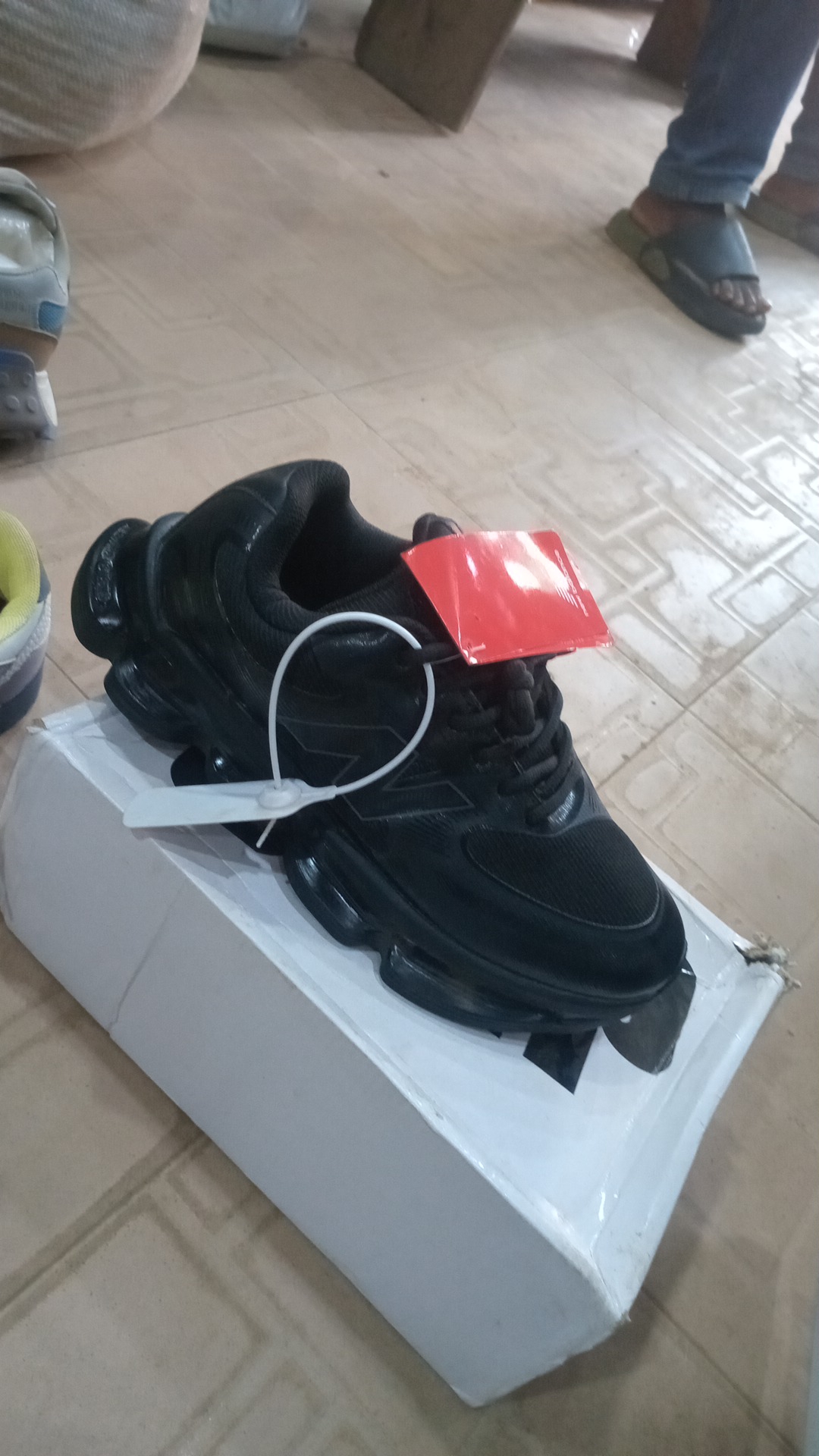 Men's foot wear